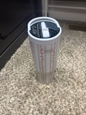 Hydrojug 32 oz sport tumbler